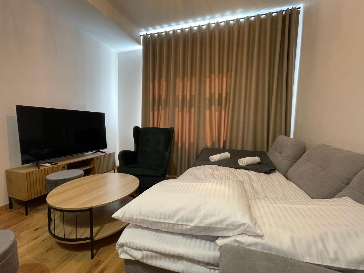 Revesen Premium Apartments Krasków Eksteriør bilde