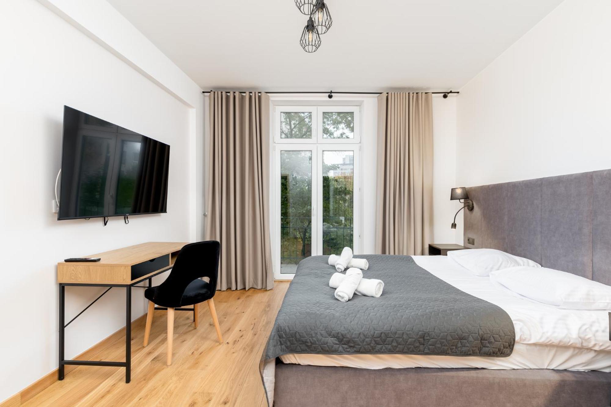Revesen Premium Apartments Krasków Eksteriør bilde