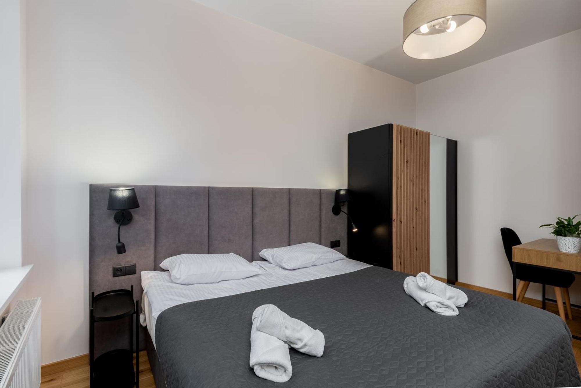 Revesen Premium Apartments Krasków Eksteriør bilde