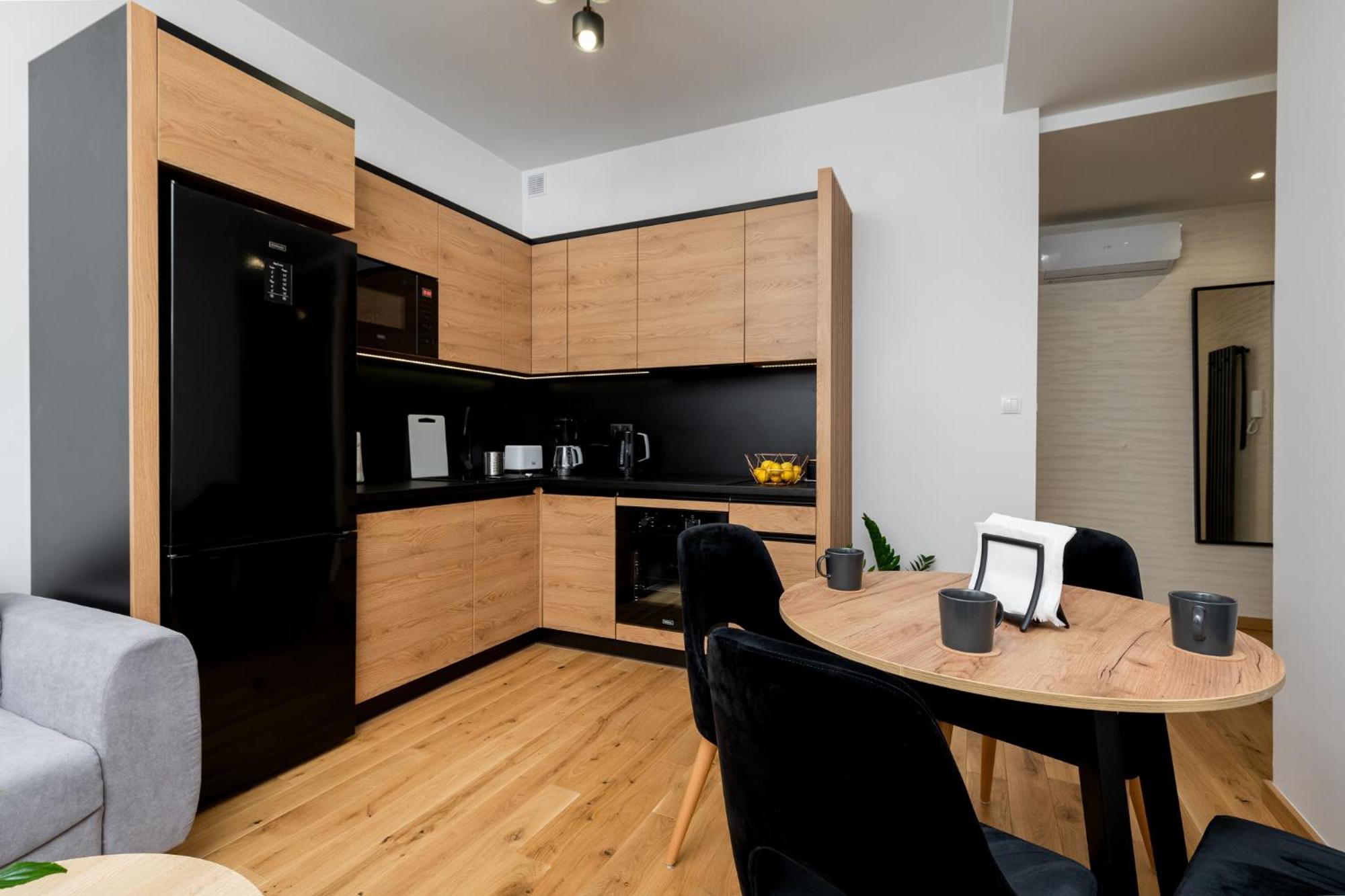 Revesen Premium Apartments Krasków Eksteriør bilde