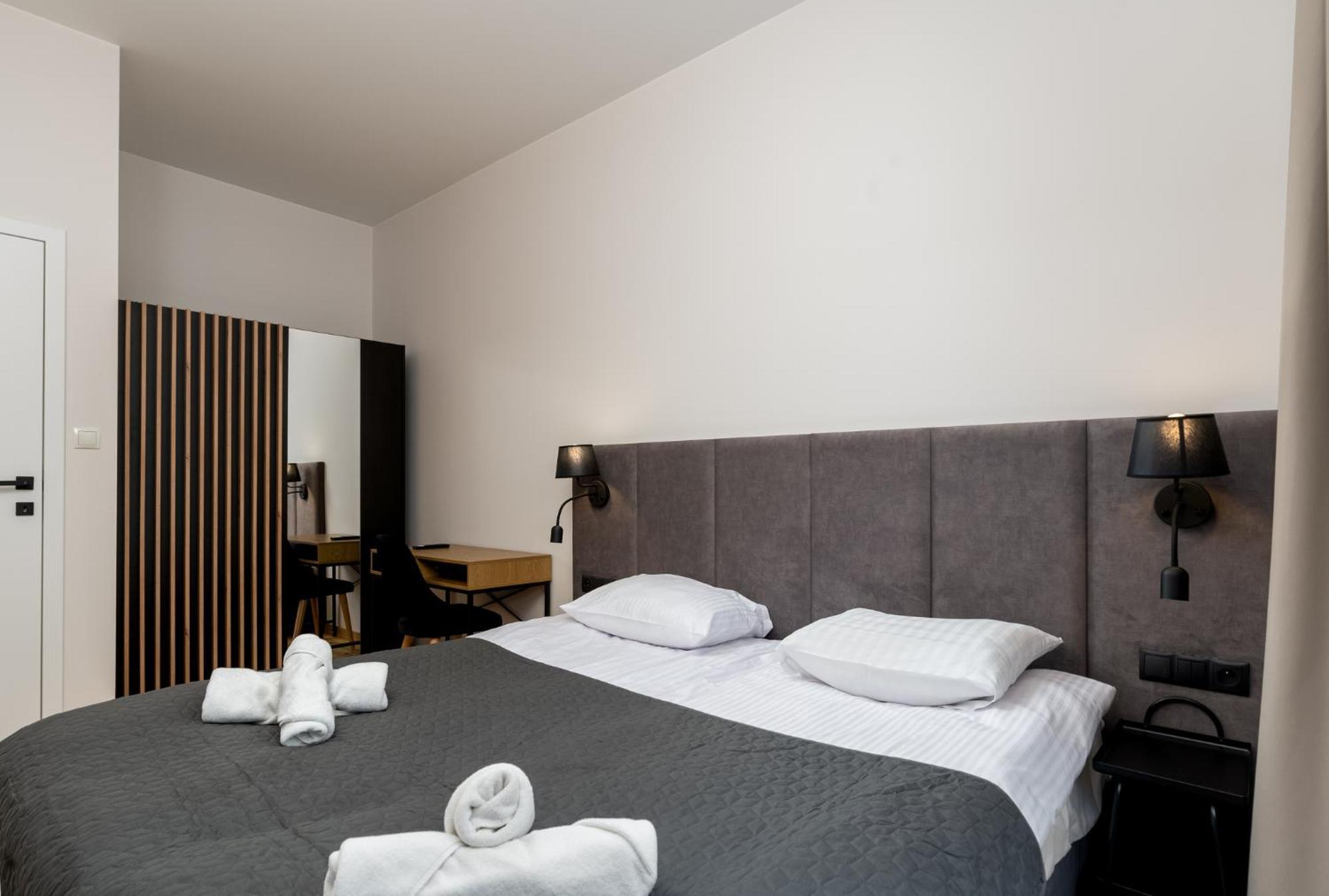 Revesen Premium Apartments Krasków Eksteriør bilde