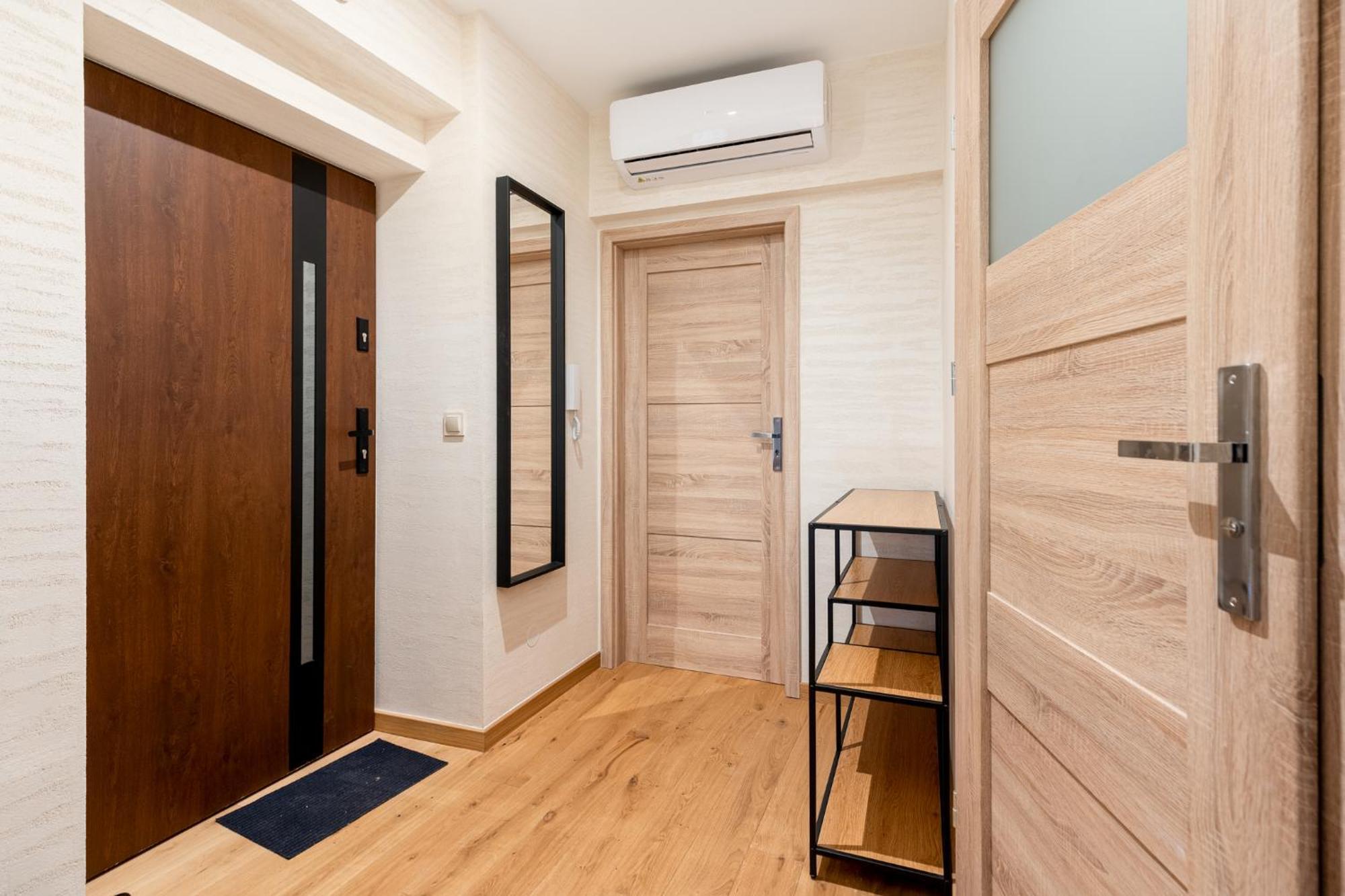 Revesen Premium Apartments Krasków Eksteriør bilde