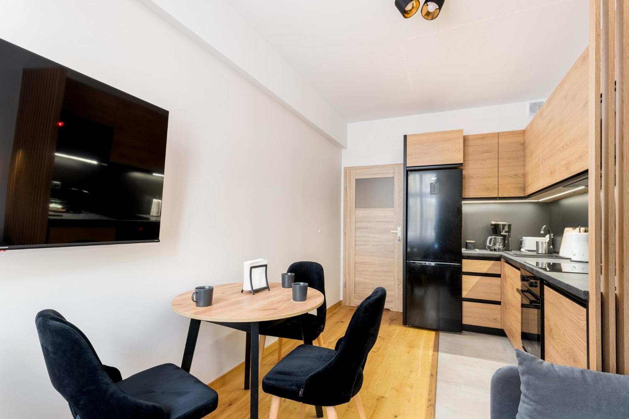 Revesen Premium Apartments Krasków Eksteriør bilde