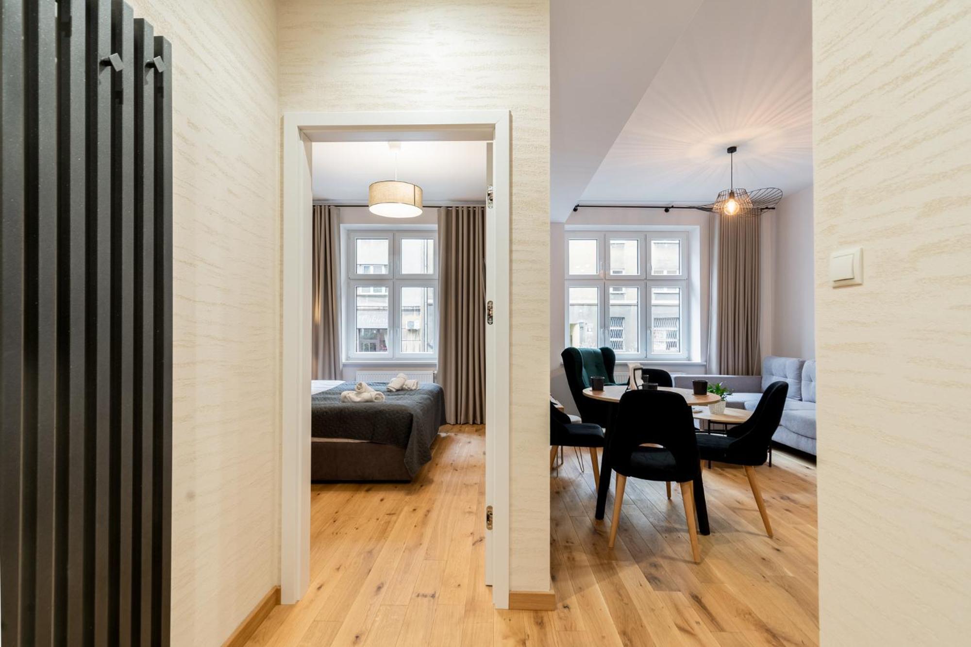 Revesen Premium Apartments Krasków Eksteriør bilde